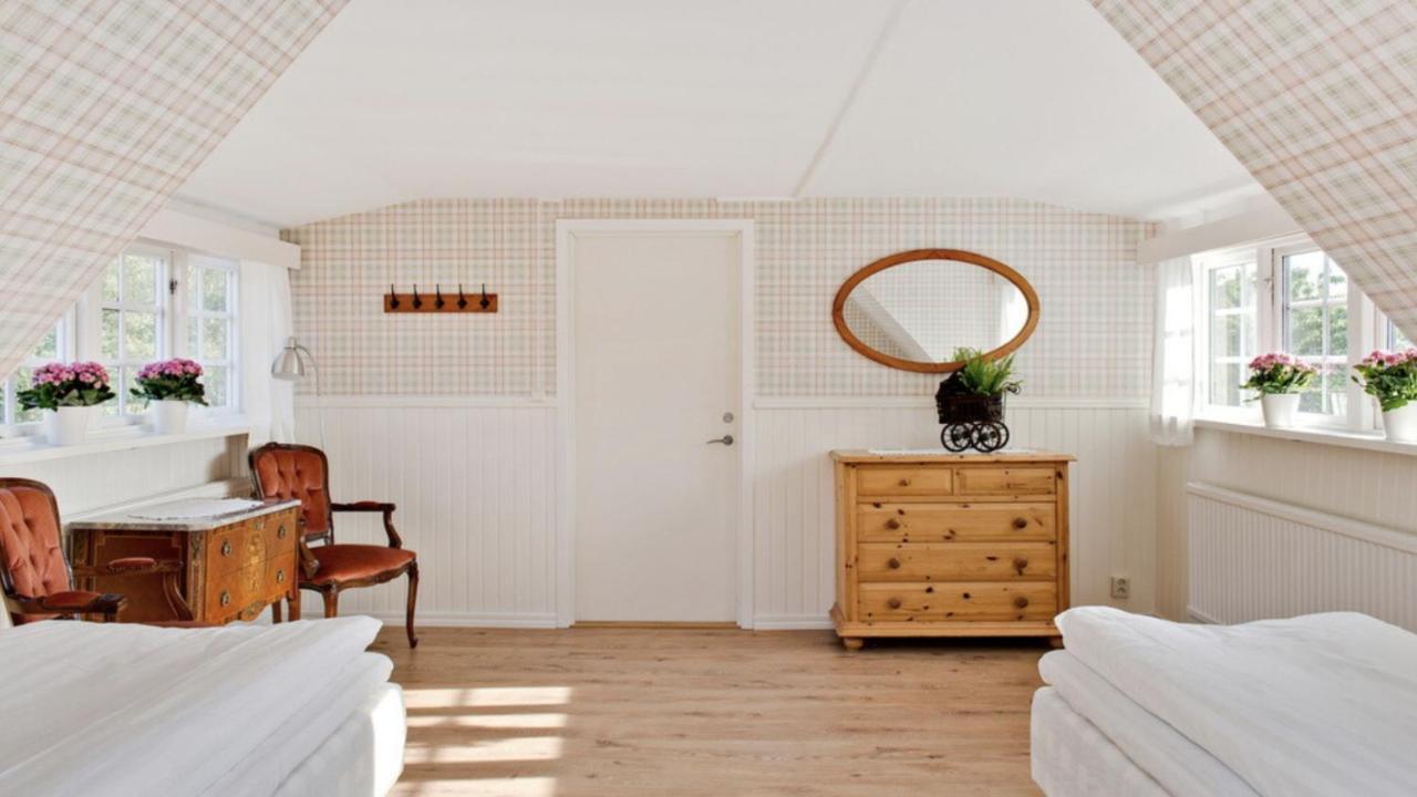 Husargardens Bed & Breakfast Sjöbo Buitenkant foto